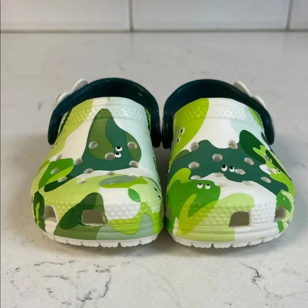 KIDS' CROCS TODDLER CLASSIC GLOW SLIME MONSTER CLOG Size 4 C